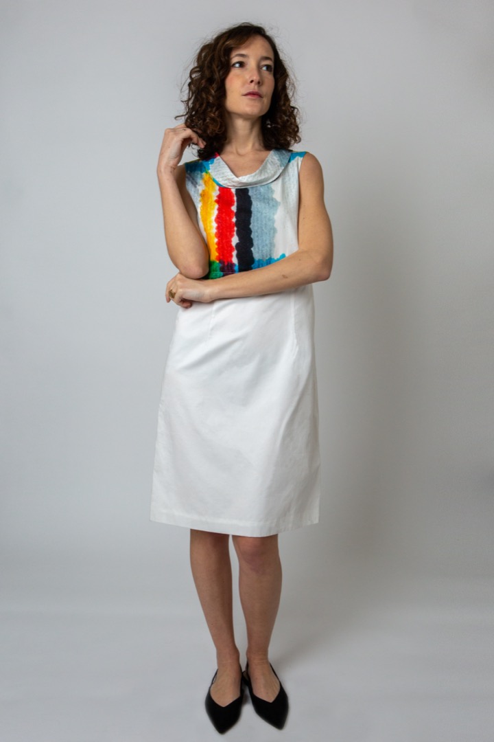 Pencil skirt-element in white sateen cotton
