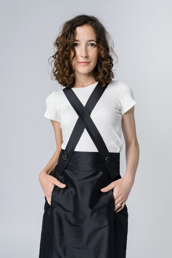 Top with suspenders in black silk shantung