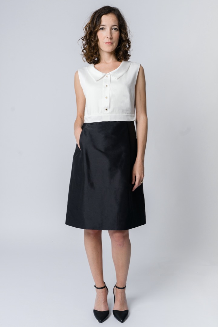 White sateen cotton top with shirt collar